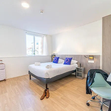 Aparthotel Montempo + Cite Internationale 2*